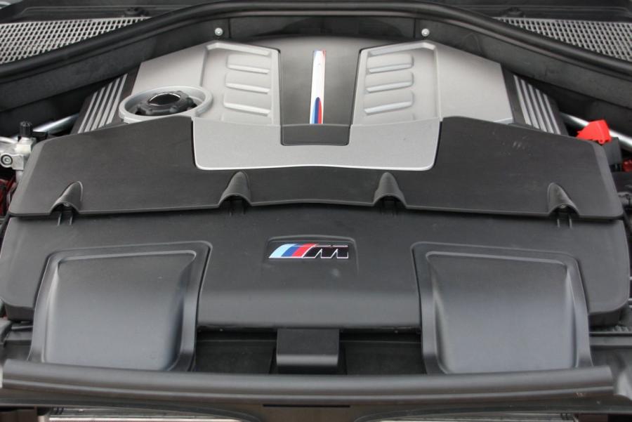  BMW X6 M 2009 года  (фото 156 из 167)